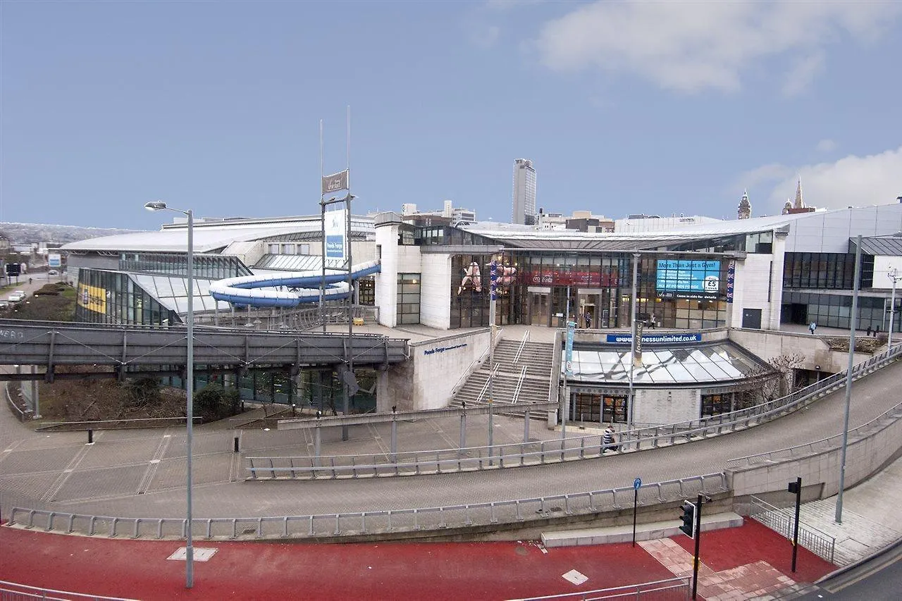 Premier Inn Sheffield City Centre
